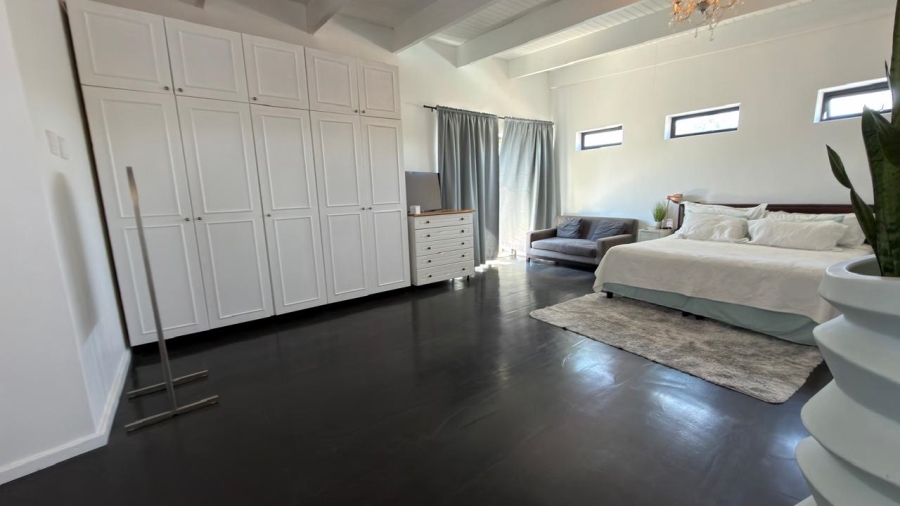 5 Bedroom Property for Sale in Elim Western Cape